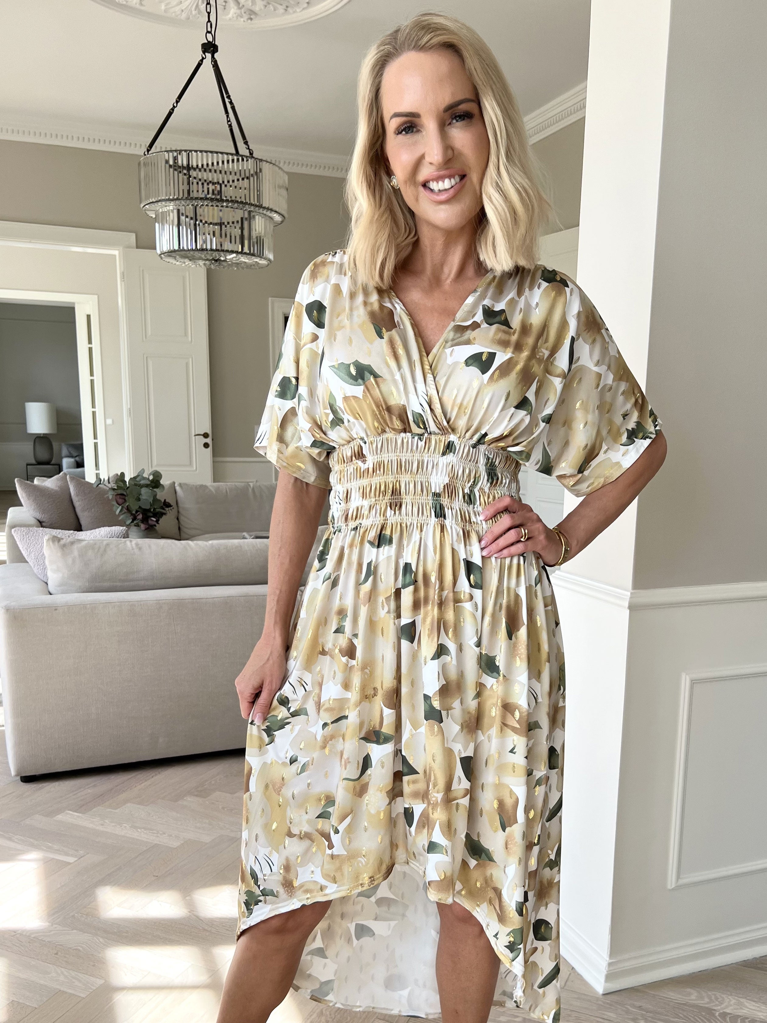 Pams Sweet Flower High-low - Elastisk kjole med blomsterprint